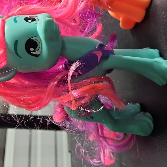 My Little Pony, Sunny Starscout And Jazz Hooves - Picture 7 of 8